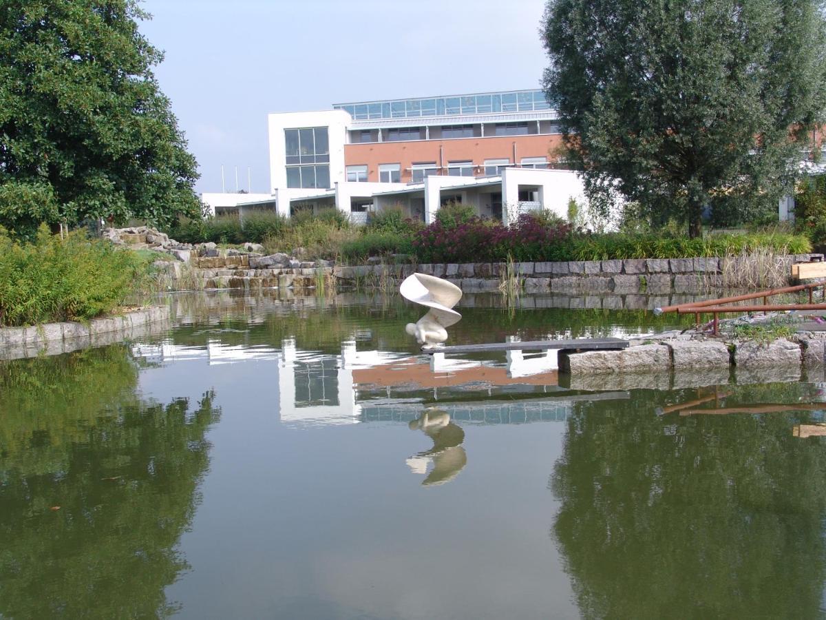 Seminarhotel In Der Manfred-Sauer-Stiftung Lobbach المظهر الخارجي الصورة