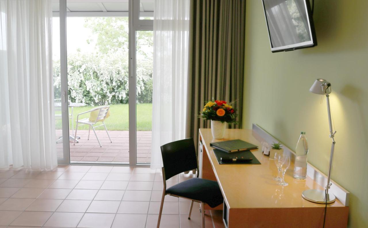 Seminarhotel In Der Manfred-Sauer-Stiftung Lobbach المظهر الخارجي الصورة