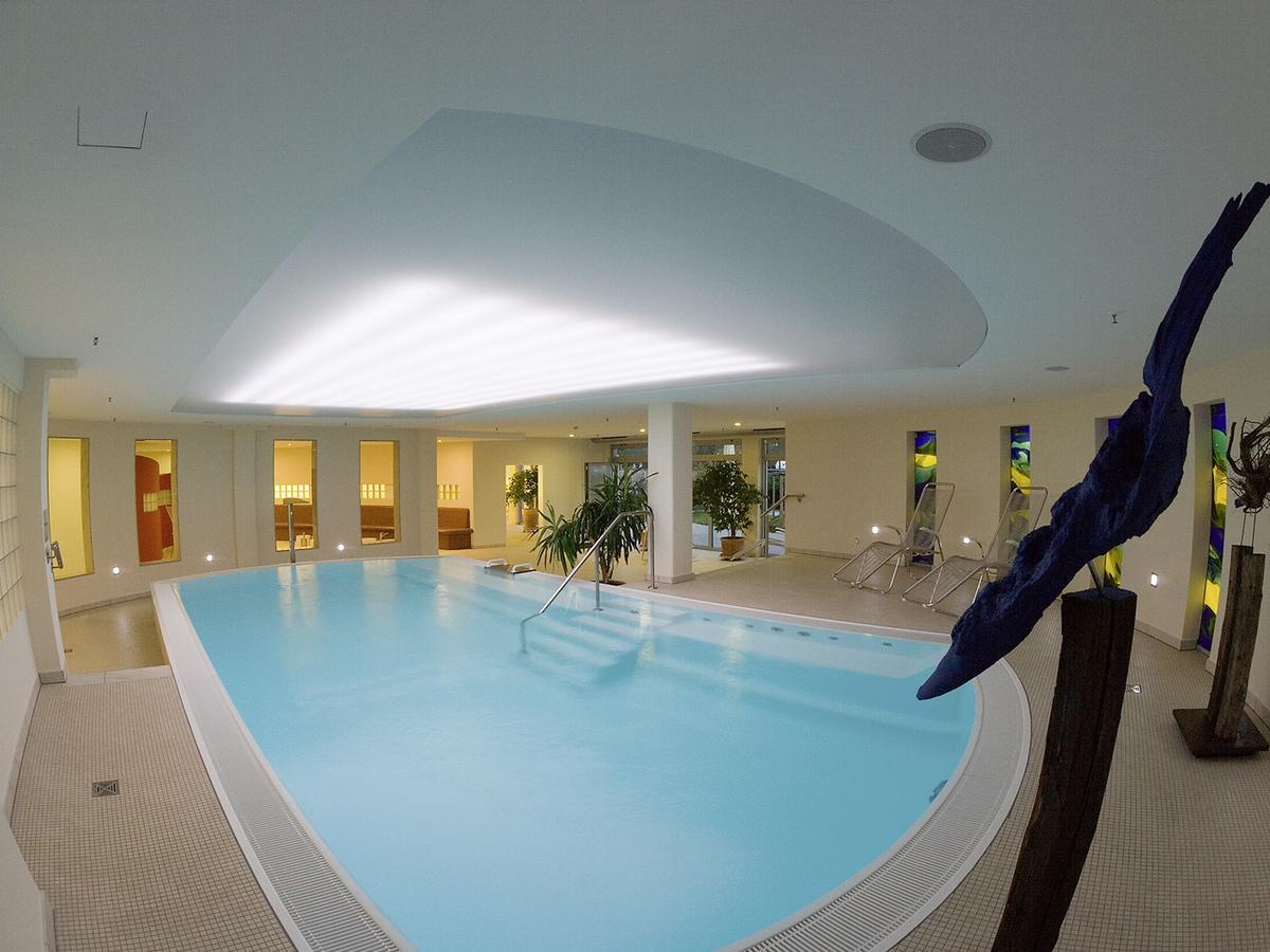 Seminarhotel In Der Manfred-Sauer-Stiftung Lobbach المظهر الخارجي الصورة