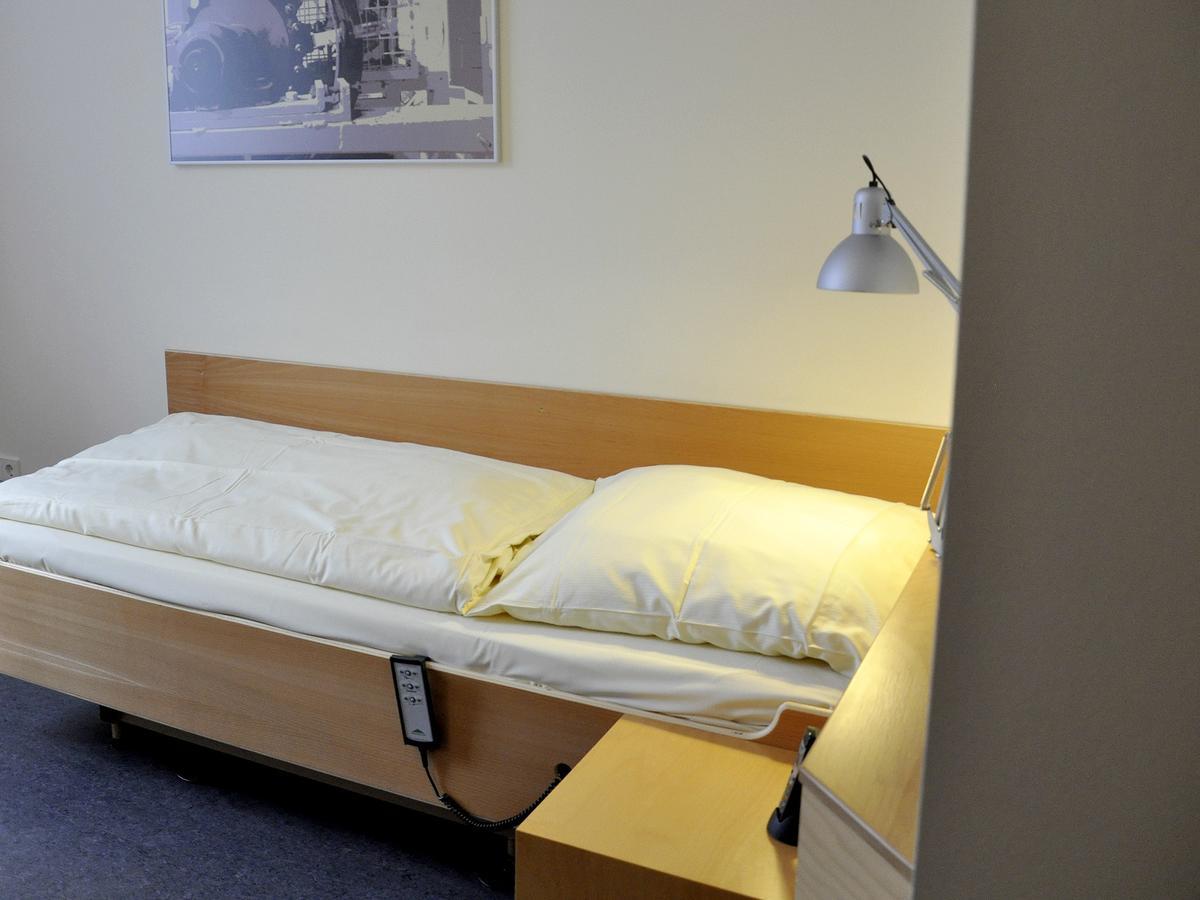 Seminarhotel In Der Manfred-Sauer-Stiftung Lobbach الغرفة الصورة